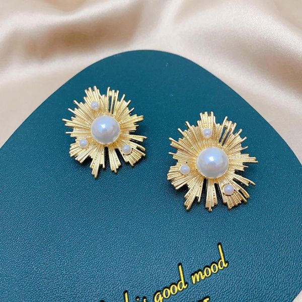 stud korean fashion temperament sun fireworks pearl earrings for women high-end personality jewelry accessories gifts, Golden;silver
stud korean fashion temperament sun fireworks pearl earrings for women high-end personality jewelry accessories gifts, Golden;silver