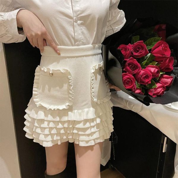 skirts runway skirt women high waist ruffles hig pack mini knitted white/black harajuku
skirts runway skirt women high waist ruffles hig pack mini knitted white/black harajuku