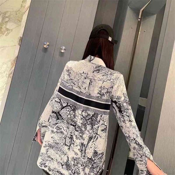 ink jungle long sleeved shirt casual women's fashion new print versatile animal early spring 2022 thin, White
ink jungle long sleeved shirt casual women's fashion new print versatile animal early spring 2022 thin, White