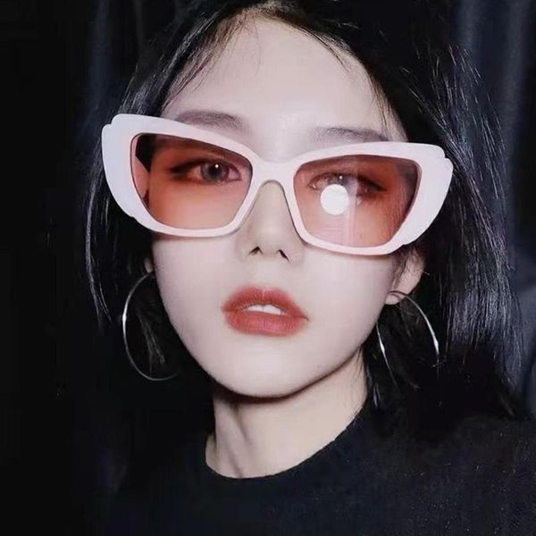 outdoor eyewear luxury square design sunglasses men /women trend sun glasses female driving tourism lunette de soleil femme
outdoor eyewear luxury square design sunglasses men /women trend sun glasses female driving tourism lunette de soleil femme