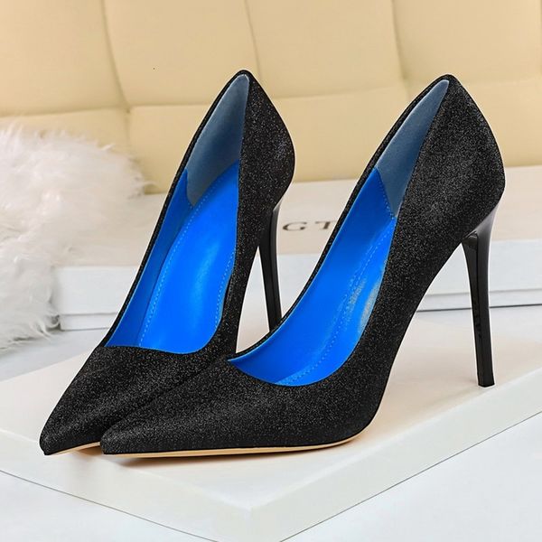sandals brand glitter women pumps plus size 34-43 office lady shoes elegant pointed toe thin high heels party wedding woman chauss, Black
sandals brand glitter women pumps plus size 34-43 office lady shoes elegant pointed toe thin high heels party wedding woman chauss, Black