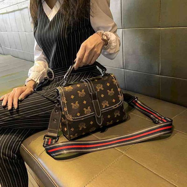 women luxurys designers bags 2021 tb organ chain strip small square litc crossbody bag totes designer handbag purse wallet handbags tote nwp
women luxurys designers bags 2021 tb organ chain strip small square litc crossbody bag totes designer handbag purse wallet handbags tote nwp