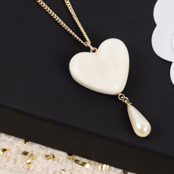 pendant necklaces est luxury fashion brand resin heart necklace chain for women party bijoux, Silver
pendant necklaces est luxury fashion brand resin heart necklace chain for women party bijoux, Silver