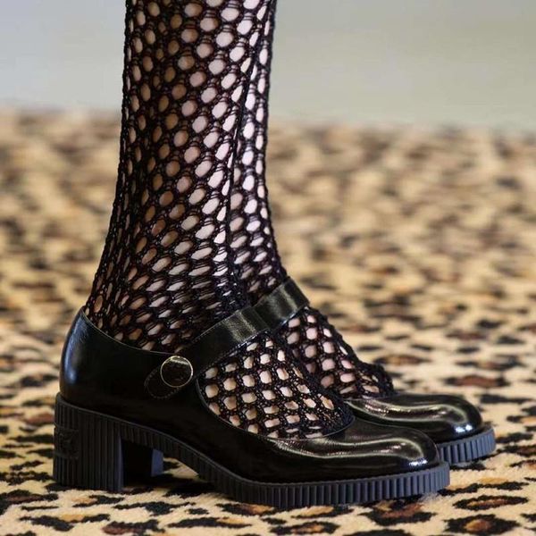2021 designer's latest fashion show series women's jenny shoes round head mary jane ballet version perfectly restored size 35-40, Black
2021 designer's latest fashion show series women's jenny shoes round head mary jane ballet version perfectly restored size 35-40, Black