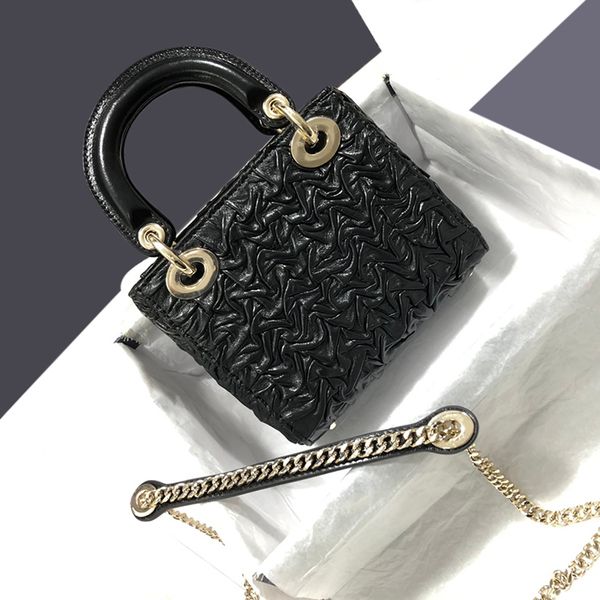 style women bags m0505 elegant style and aesthetic feeling feminine and delicate internal zipper pocket detachable chain graceful bag
style women bags m0505 elegant style and aesthetic feeling feminine and delicate internal zipper pocket detachable chain graceful bag