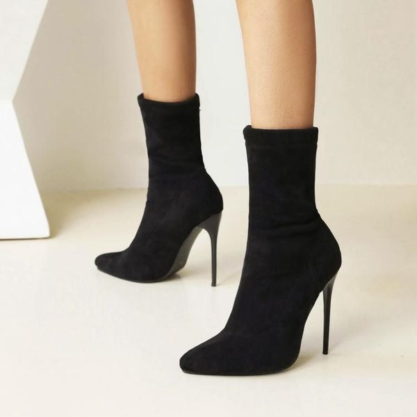 boots women's leather winter footwear autumn shoes luxury designer 2021 rubber large size high heel ladies ankle black fashion
boots women's leather winter footwear autumn shoes luxury designer 2021 rubber large size high heel ladies ankle black fashion