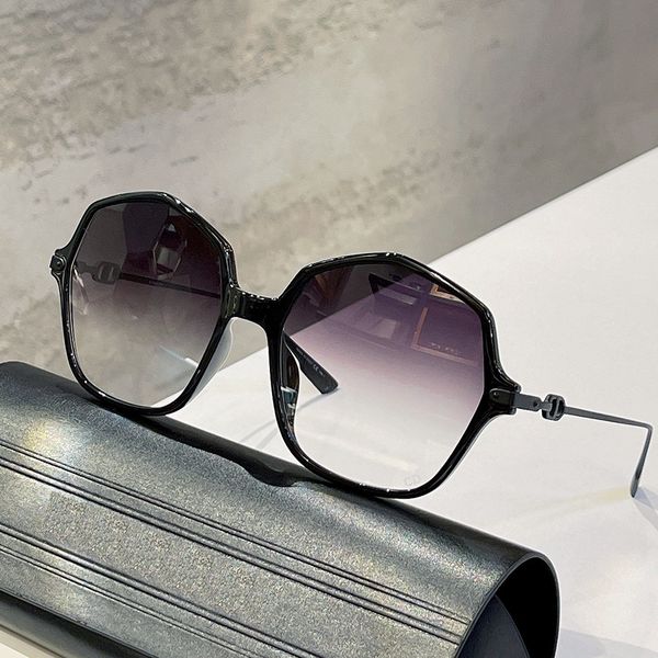 oversized sunglasses for women trend gradient full plate plus imported hardware ip electroplating details laser laser all glasses square mul, White;black
oversized sunglasses for women trend gradient full plate plus imported hardware ip electroplating details laser laser all glasses square mul, White;black