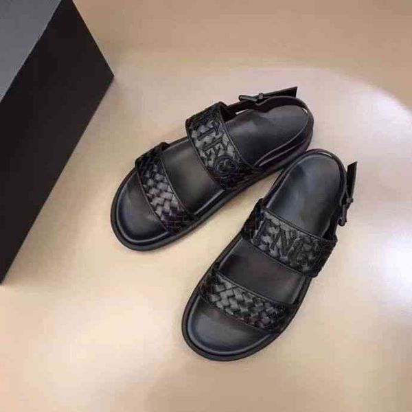 new men sandals hand woven leather slippers summer antiskid wear leisure high-end flip flops, Black
new men sandals hand woven leather slippers summer antiskid wear leisure high-end flip flops, Black