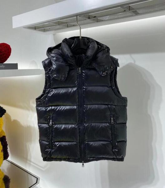 winter mens down vest parkas with letters winter designer vest for men women couple classic badge jackets casual vests coat 2 styles, Black;white
winter mens down vest parkas with letters winter designer vest for men women couple classic badge jackets casual vests coat 2 styles, Black;white