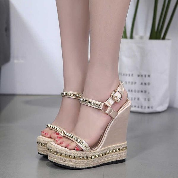 dress shoes roman style slope heel rivet sandals waterproof platform muffin women's, Black
dress shoes roman style slope heel rivet sandals waterproof platform muffin women's, Black