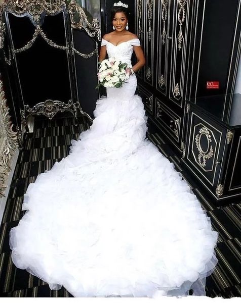 arabic african mermaid wedding dress court train see through back off-shoulder sleeveless lace bridal gowns 2021 tiered skirts, White
arabic african mermaid wedding dress court train see through back off-shoulder sleeveless lace bridal gowns 2021 tiered skirts, White