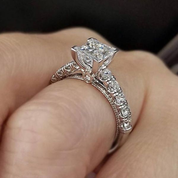 wedding rings classic inlaid zircon large square rhinestone women's ring jewelry simple copper silver color engagement ladies, Slivery;golden
wedding rings classic inlaid zircon large square rhinestone women's ring jewelry simple copper silver color engagement ladies, Slivery;golden
