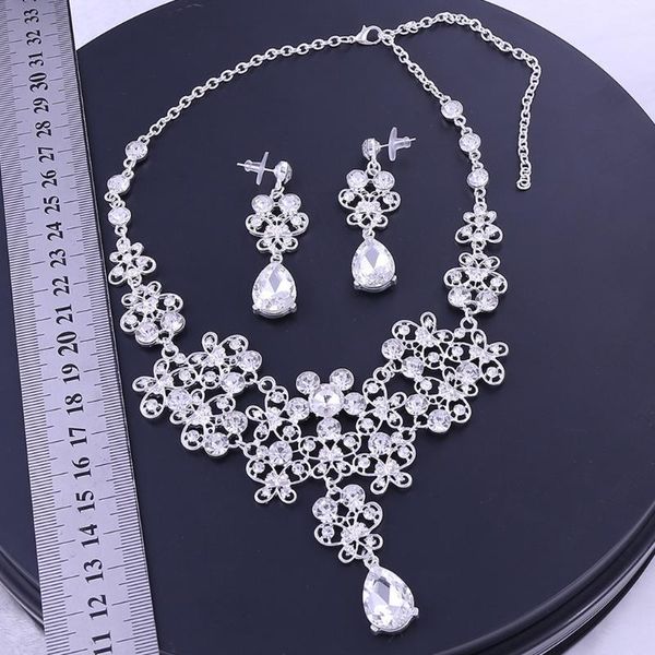 earrings & necklace crystal crowns and tiaras headband for girl or women gifts bridesmaid prom, Silver
earrings & necklace crystal crowns and tiaras headband for girl or women gifts bridesmaid prom, Silver