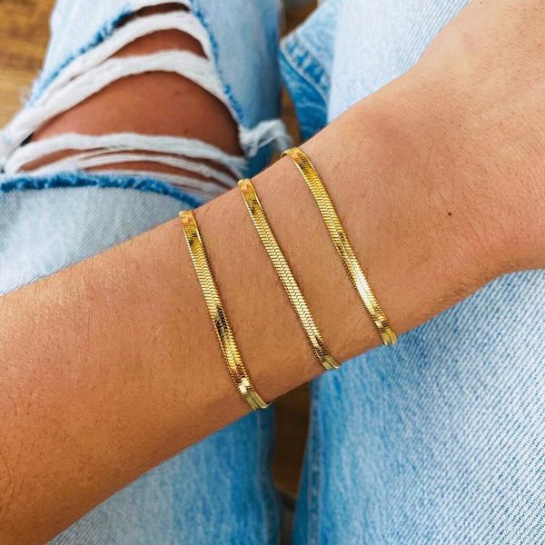charm bracelets classic snake chain bracelet women trend gold color width 2/3/4/5mm stainless steel for jewelry gift, Golden;silver
charm bracelets classic snake chain bracelet women trend gold color width 2/3/4/5mm stainless steel for jewelry gift, Golden;silver