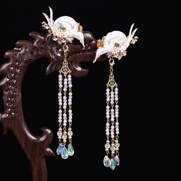hair clips & barrettes 1pc vintage swallow headwear chinese ancient headdress tassel hairtiara cheongsam hanfu decorative accessories helh88, Golden;silver
hair clips & barrettes 1pc vintage swallow headwear chinese ancient headdress tassel hairtiara cheongsam hanfu decorative accessories helh88, Golden;silver