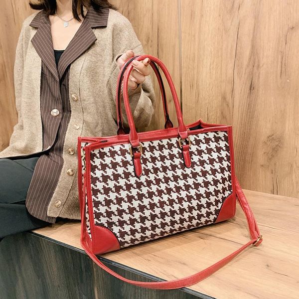 houndstooth pattern crossbody bag for women 2021 fashion large capacity one-shoulder messenger ins famous all-match tote cross body
houndstooth pattern crossbody bag for women 2021 fashion large capacity one-shoulder messenger ins famous all-match tote cross body