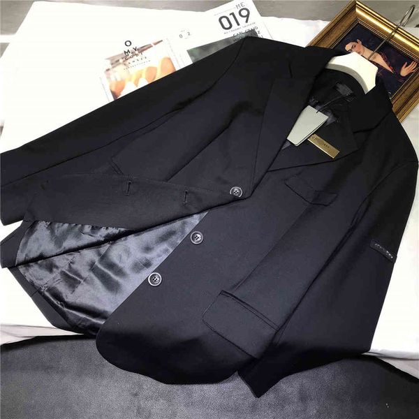 spring 21 new arm leather label tide leisure lapel coat men's and women's loose temperament black suit, White;black
spring 21 new arm leather label tide leisure lapel coat men's and women's loose temperament black suit, White;black