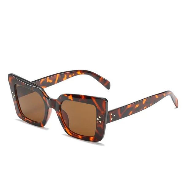 sunglasses cat eye ladies trend brand design female glasses simple personality transparent frame, White;black
sunglasses cat eye ladies trend brand design female glasses simple personality transparent frame, White;black