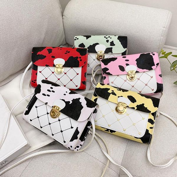 foreign trade small bag 2021 new texture trend square female messenger wild shoulder fashion single handmade hvqed
foreign trade small bag 2021 new texture trend square female messenger wild shoulder fashion single handmade hvqed