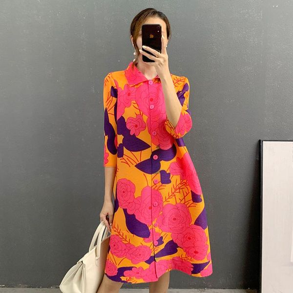 casual dresses superaen 2021 autumn fashion contrast color three quarter print plus size slim a-line turn-down collar woman dress, Black;gray
casual dresses superaen 2021 autumn fashion contrast color three quarter print plus size slim a-line turn-down collar woman dress, Black;gray