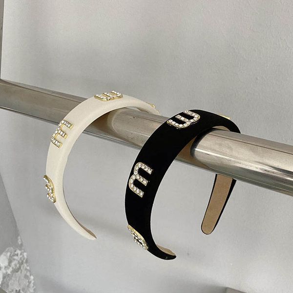 teenage girls hair accessories sticks rhinestone letter headbands children head bands kids accessory b7878, Slivery;white
teenage girls hair accessories sticks rhinestone letter headbands children head bands kids accessory b7878, Slivery;white