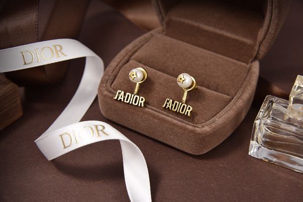 special offer 2021 luxury designer jewelry new star pearl earrings fashion temperament baby same letter, Silver
special offer 2021 luxury designer jewelry new star pearl earrings fashion temperament baby same letter, Silver