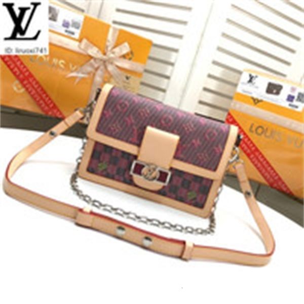 brand designer luxury m55452 retro trendy shoulder bag red 25cm women handbags iconic bags handles shoulder bags totes cross body bag cl, Red;black
brand designer luxury m55452 retro trendy shoulder bag red 25cm women handbags iconic bags handles shoulder bags totes cross body bag cl, Red;black