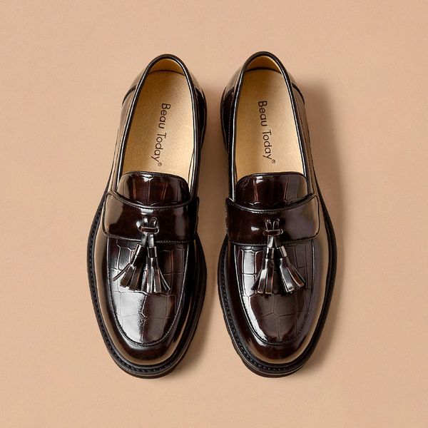 dress shoes loafers men cow leather alligator pattern fringe male slip-on gentlemen spring autumn shoes handmade 55003, Black
dress shoes loafers men cow leather alligator pattern fringe male slip-on gentlemen spring autumn shoes handmade 55003, Black