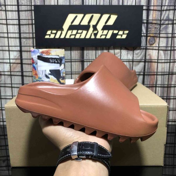 men's women's rubber slippers designer sandals ummer fashion earth brown flat slide black men women beach causal shoeswith box ysj
men's women's rubber slippers designer sandals ummer fashion earth brown flat slide black men women beach causal shoeswith box ysj