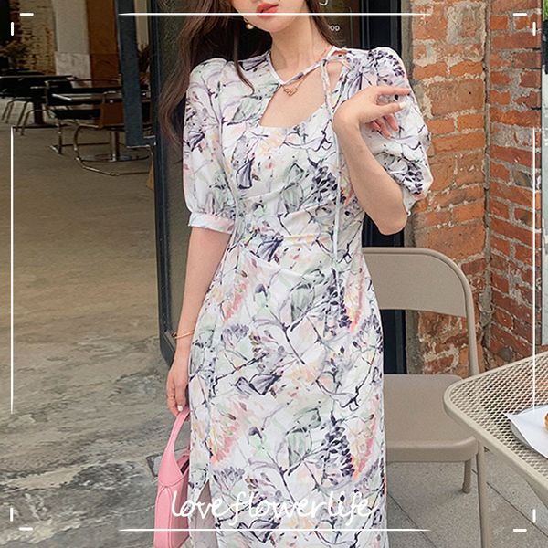 summer short sleeve french vintage midi dress women floral dress korean design elegant dress female office lady 210521, Black;gray
summer short sleeve french vintage midi dress women floral dress korean design elegant dress female office lady 210521, Black;gray