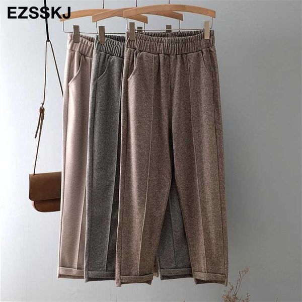 chic loose harem woolen pants women's autumn winter thick woolen straight high waist korean trouses 211007, Black;white
chic loose harem woolen pants women's autumn winter thick woolen straight high waist korean trouses 211007, Black;white
