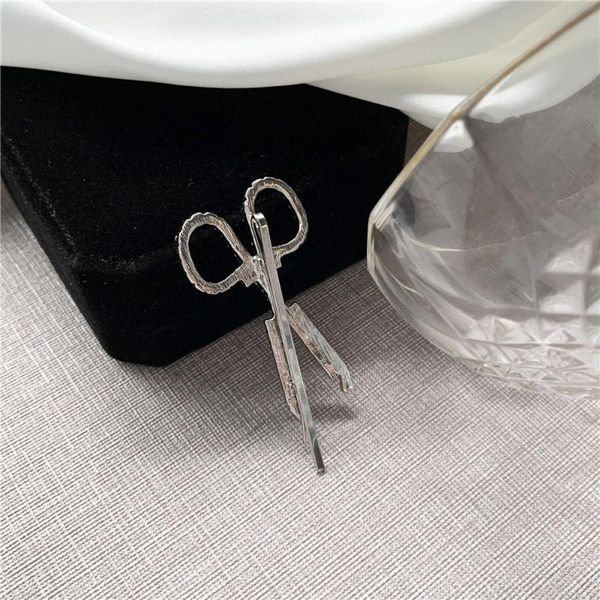 hair clips & barrettes south korea fashionable individual character of contracted hairpin women fine jewelry gifts, Golden;silver
hair clips & barrettes south korea fashionable individual character of contracted hairpin women fine jewelry gifts, Golden;silver