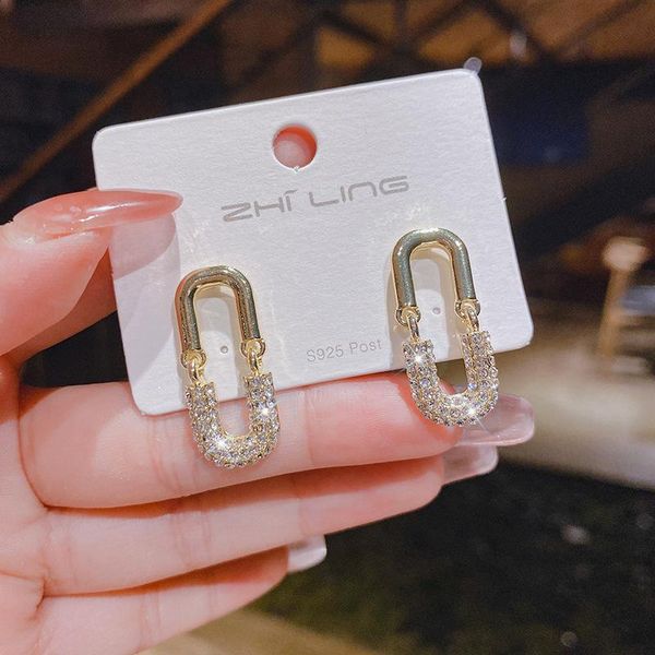 stud creative geometry u-shaped rhinestone metal up and down asymmetric earrings simple minority design sense splicing, Golden;silver
stud creative geometry u-shaped rhinestone metal up and down asymmetric earrings simple minority design sense splicing, Golden;silver