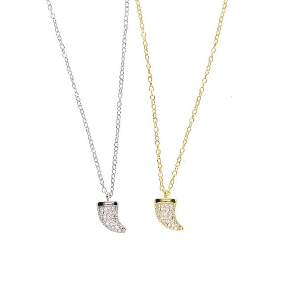 100% 925 sterling silver lovely necklace for girl minimal design pave cz tiny horn charm classic pendant necklaces chokers, Golden;silver
100% 925 sterling silver lovely necklace for girl minimal design pave cz tiny horn charm classic pendant necklaces chokers, Golden;silver