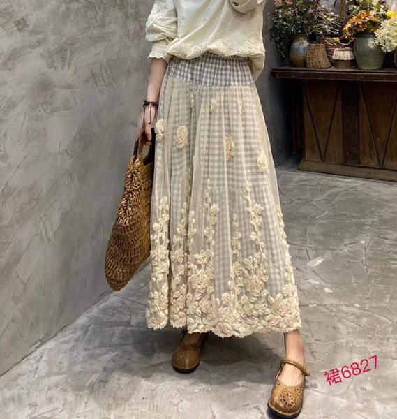 skirts spring women's style fresh and sweet literary simple plaid double-layer yarn lace embroidery skirt, Black
skirts spring women's style fresh and sweet literary simple plaid double-layer yarn lace embroidery skirt, Black
