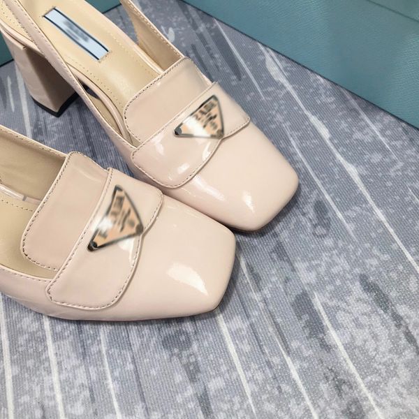 2021 good quality fashion women luxurys designers shoes designer sandals womens luxury high heels sandal dress shoess with box size 35-41 -h, Black
2021 good quality fashion women luxurys designers shoes designer sandals womens luxury high heels sandal dress shoess with box size 35-41 -h, Black