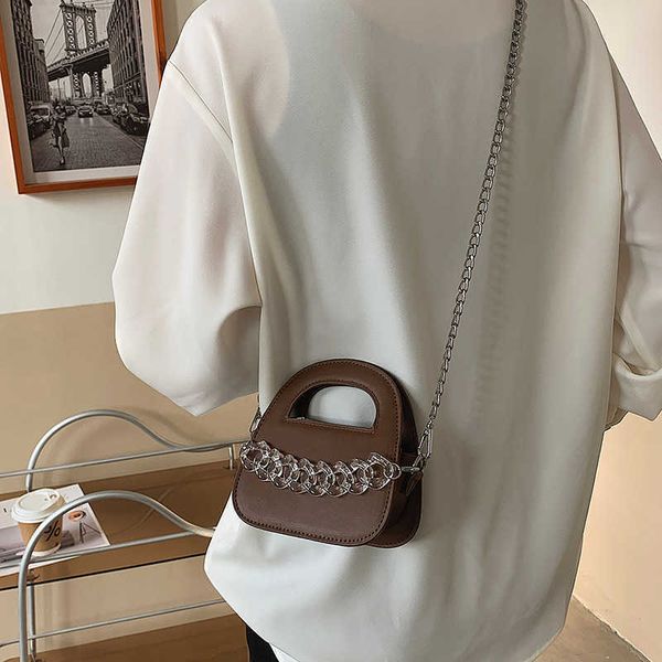 contrast 2022 new fashion texture color shoulder bag personalized simple diagonal solid color shell chain handbag
contrast 2022 new fashion texture color shoulder bag personalized simple diagonal solid color shell chain handbag