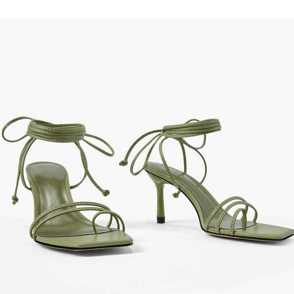 dress shoes summer 2021 women retro ankle strap high heel clip toe heels sqaure ladies party career sandals, Black
dress shoes summer 2021 women retro ankle strap high heel clip toe heels sqaure ladies party career sandals, Black