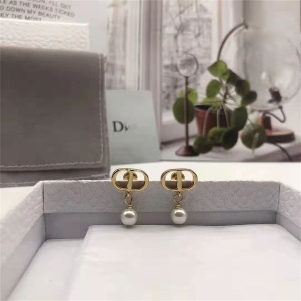 85% off factory clearance home home high version tassel pearl earrings women's fashion simple hollow out earrings, Golden
85% off factory clearance home home high version tassel pearl earrings women's fashion simple hollow out earrings, Golden