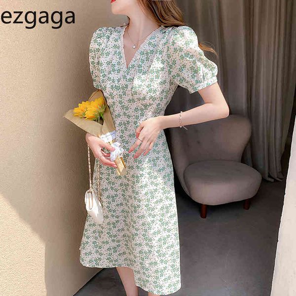ezgaga fashion summer new floral dress women v-neck slim waist elegant vintage puff short sleeve korean chic a-line vestido 210430, Black;gray
ezgaga fashion summer new floral dress women v-neck slim waist elegant vintage puff short sleeve korean chic a-line vestido 210430, Black;gray