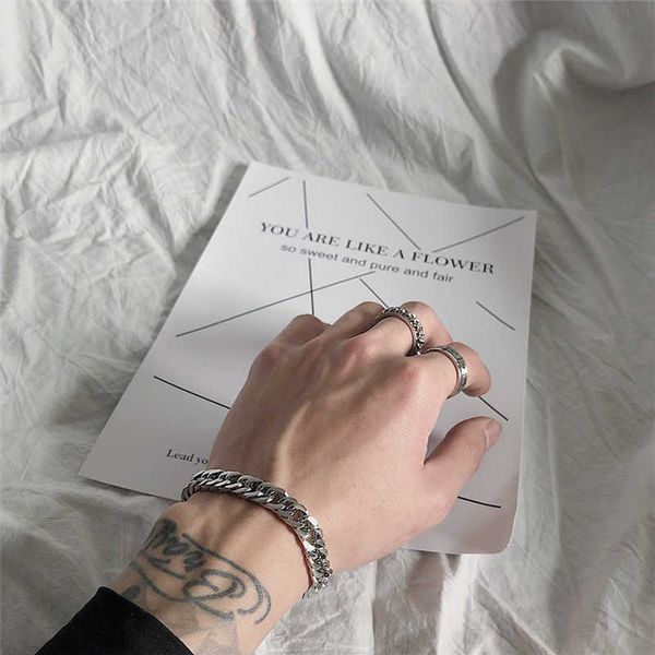bracelet men's fashion korean titanium steel chain personalized boy's hand ornament simple cold wind punk domineering wide, Golden;silver
bracelet men's fashion korean titanium steel chain personalized boy's hand ornament simple cold wind punk domineering wide, Golden;silver
