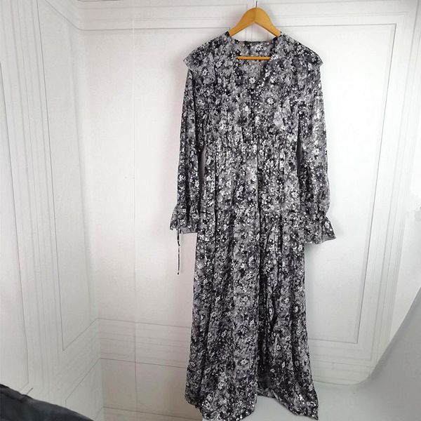 casual dresses original brand women v-neck midi dress floral ruffles split long sleeve lace-up robes spring summer, Black;gray
casual dresses original brand women v-neck midi dress floral ruffles split long sleeve lace-up robes spring summer, Black;gray
