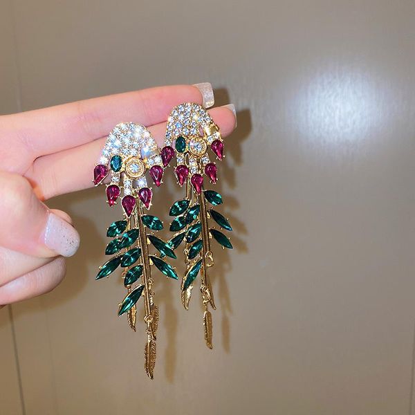 dangle & chandelier luxury cubic zirconia drop earrings for women colorful crystal feather pendientes long hanging earings wedding hip hop j, Silver
dangle & chandelier luxury cubic zirconia drop earrings for women colorful crystal feather pendientes long hanging earings wedding hip hop j, Silver
