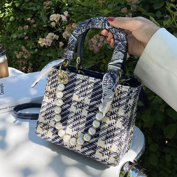 evening bags summer canvas women's handbags luxury designer lattice shoulder bag pearl tote fashion messenger crossbody
evening bags summer canvas women's handbags luxury designer lattice shoulder bag pearl tote fashion messenger crossbody