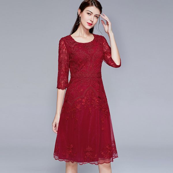 dress vestidos de fiesta spring party brides mother women o-neck luxurious embroidery 3/4 sleeve mid-calf pink wine red dress 4xl, Black;gray
dress vestidos de fiesta spring party brides mother women o-neck luxurious embroidery 3/4 sleeve mid-calf pink wine red dress 4xl, Black;gray