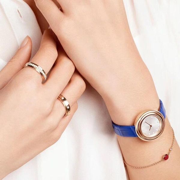 cluster rings brand p rotatable 925silver material ring 7 pcs gems engraved logo luxury gift for man and woman couples, Golden;silver
cluster rings brand p rotatable 925silver material ring 7 pcs gems engraved logo luxury gift for man and woman couples, Golden;silver