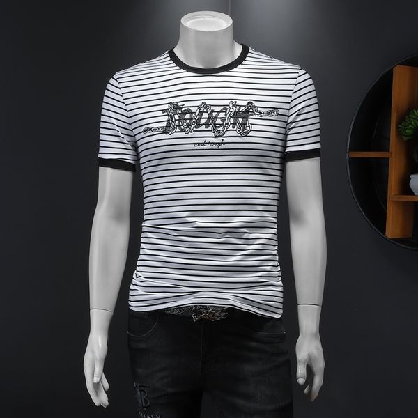 spring/summer 2022 pure cotton men's short-sleeved t-shirts striped letter printing korean version trendy fashion youth bottoming shir, White;black
spring/summer 2022 pure cotton men's short-sleeved t-shirts striped letter printing korean version trendy fashion youth bottoming shir, White;black