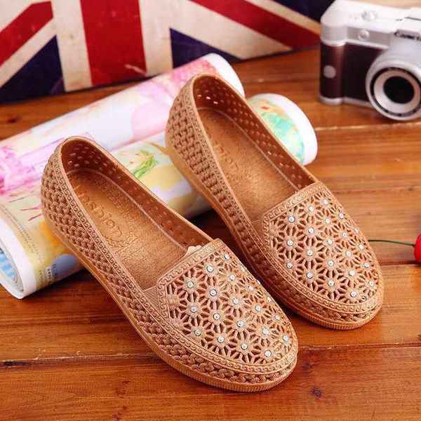 slippers 2021 summer ladies plastic bird's nest hole shoes women breathable soft hollow sandals bottom wholesale, Black
slippers 2021 summer ladies plastic bird's nest hole shoes women breathable soft hollow sandals bottom wholesale, Black