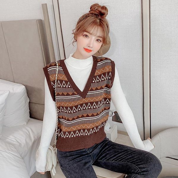 women's sweaters female v-neck retro brief paragraph sleeveless vest loose wool knitted pullover 9608, White;black
women's sweaters female v-neck retro brief paragraph sleeveless vest loose wool knitted pullover 9608, White;black