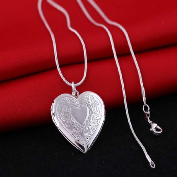 pendant necklaces love peach heart-shaped po frame clavicle chain europe and america phase box necklace carved can open silver-plated
pendant necklaces love peach heart-shaped po frame clavicle chain europe and america phase box necklace carved can open silver-plated